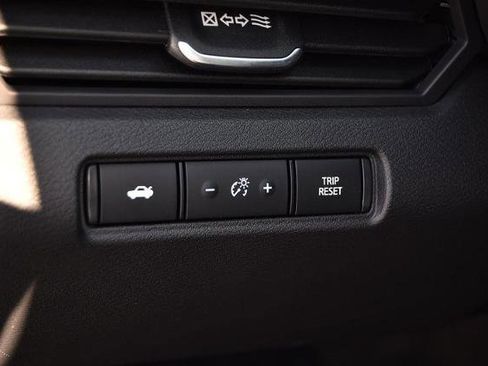 New 2025 Nissan Altima 2.5 SV image 11