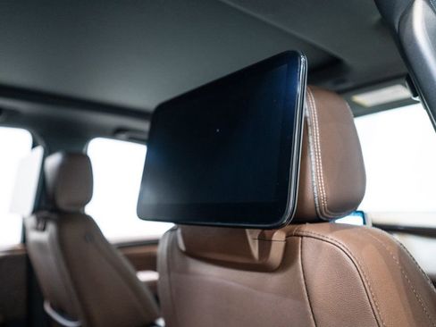 Used 2024 Chevrolet Tahoe High Country w/ Advanced Technology Package image 41