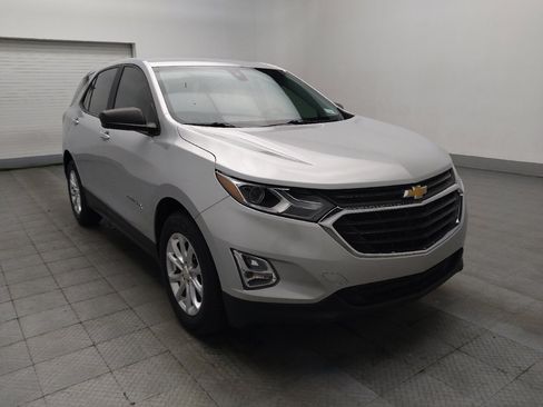 Used 2020 Chevrolet Equinox LS w/ LS Convenience Package FWD image 13