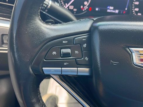Used 2024 Cadillac XT6 Premium Luxury AWD/4WD image 12