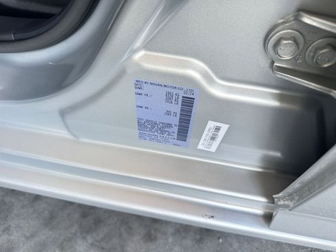 Used 2024 Nissan Altima 2.5 SV image 29