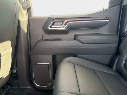 New 2026 GMC Sierra 1500 SLT w/ SLT Premium Package image 13