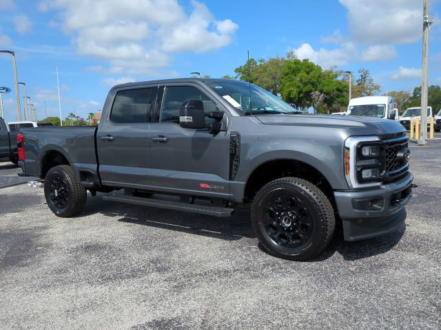New 2026 Ford F250 Lariat w/ Black Appearance Package AWD/4WD image 2