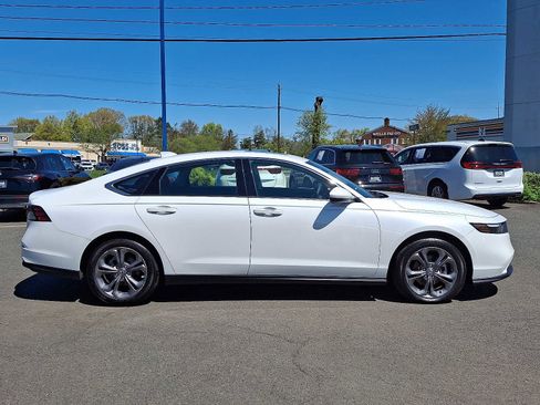 Used 2024 Honda Accord EX image 8