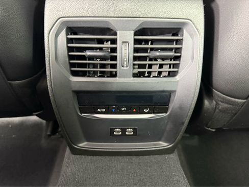 New 2026 BMW 330i xDrive Sedan w/ M Sport Package image 18