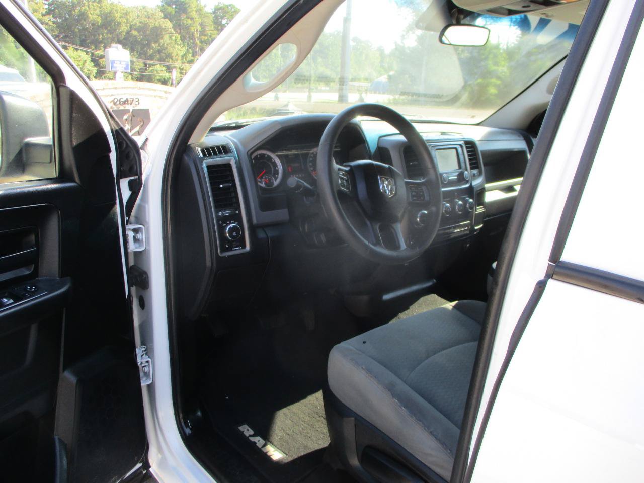 Used 2020 RAM 1500 Tradesman w/ Tradesman SXT Package AWD/4WD image 15