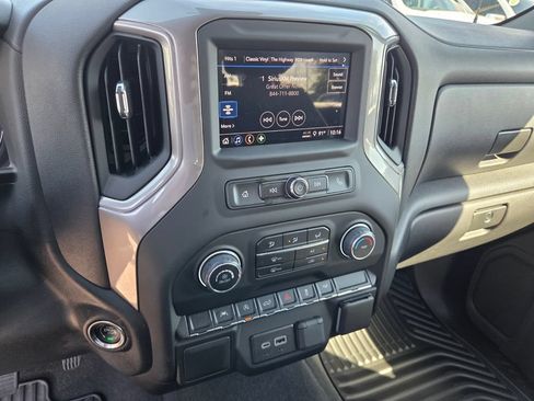 Used 2024 Chevrolet Silverado 1500 Custom w/ Turbomax Blackout Package RWD image 23