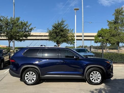 Used 2025 Toyota Grand Highlander AWD Hybrid image 6