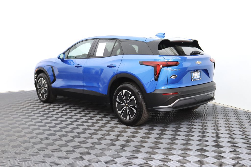 Used 2026 Chevrolet Blazer EV LT AWD/4WD image 6