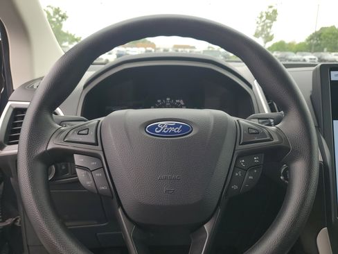 Used 2024 Ford Edge SE AWD/4WD image 22