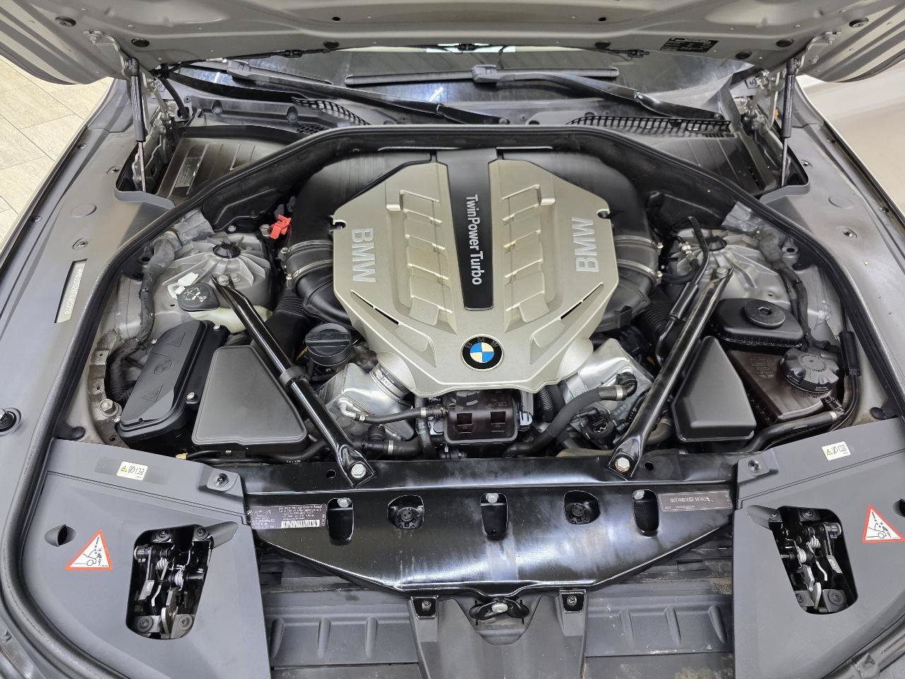 Used 2011 BMW 750Li xDrive AWD/4WD image 44