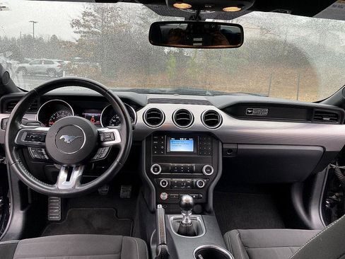 Used 2020 Ford Mustang GT image 19