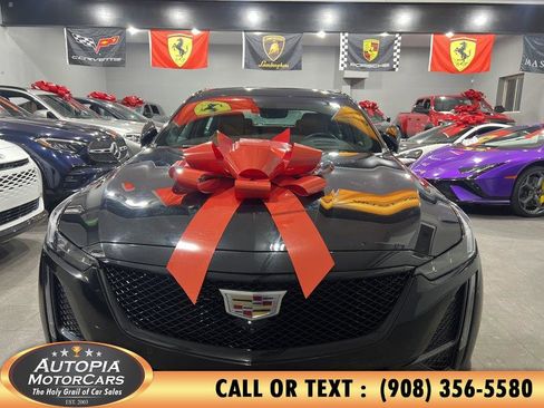 Used 2022 Cadillac CT5 V image 10