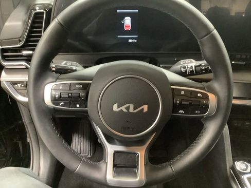 Certified 2023 Kia Sportage EX image 12