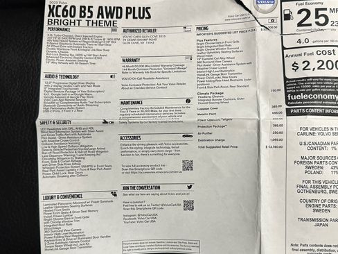 Used 2023 Volvo XC60 B5 Plus image 40