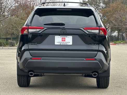 New 2025 Toyota RAV4 XLE image 5
