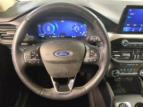 Used 2020 Ford Escape SE Sport image 22