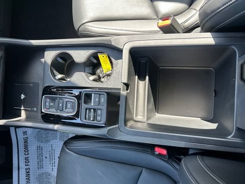Used 2024 Honda Pilot EX-L image 20