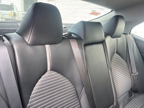 Used 2024 Toyota Camry SE image 26