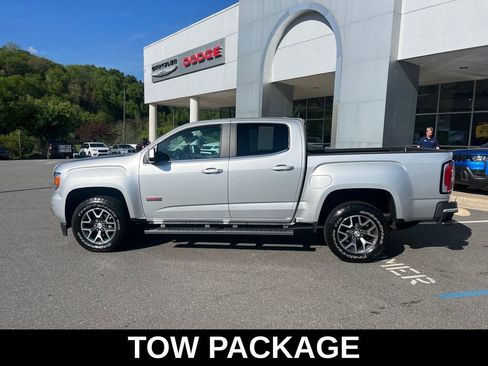 Used 2016 GMC Canyon SLE w/ All Terrain Package AWD/4WD image 9