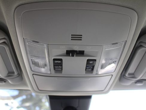 Used 2018 Toyota RAV4 Adventure FWD image 47