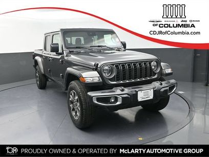 Used 2025 Jeep Gladiator Sport w/ Premium Package