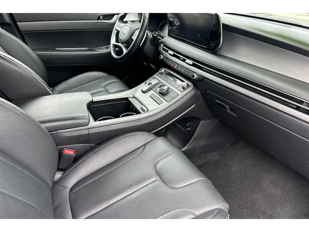 Used 2024 Hyundai Palisade SEL FWD image 19