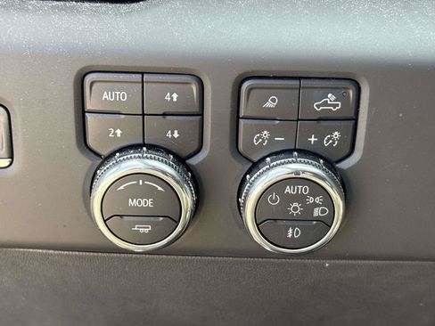 Used 2024 GMC Sierra 1500 AT4X w/ AT4X AEV Edition AWD/4WD image 18