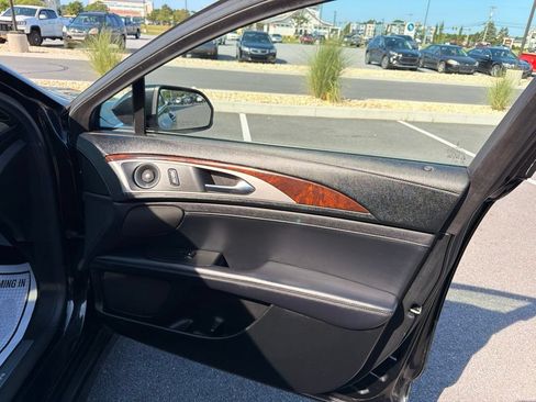 Used 2018 Lincoln MKZ Reserve AWD/4WD image 14