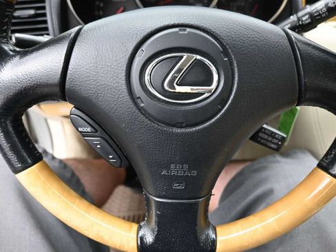 Used 2003 Lexus SC 430 Convertible RWD image 27