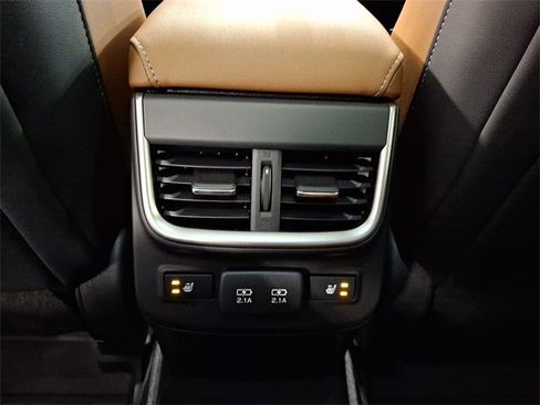 Certified 2021 Subaru Outback Touring XT image 10