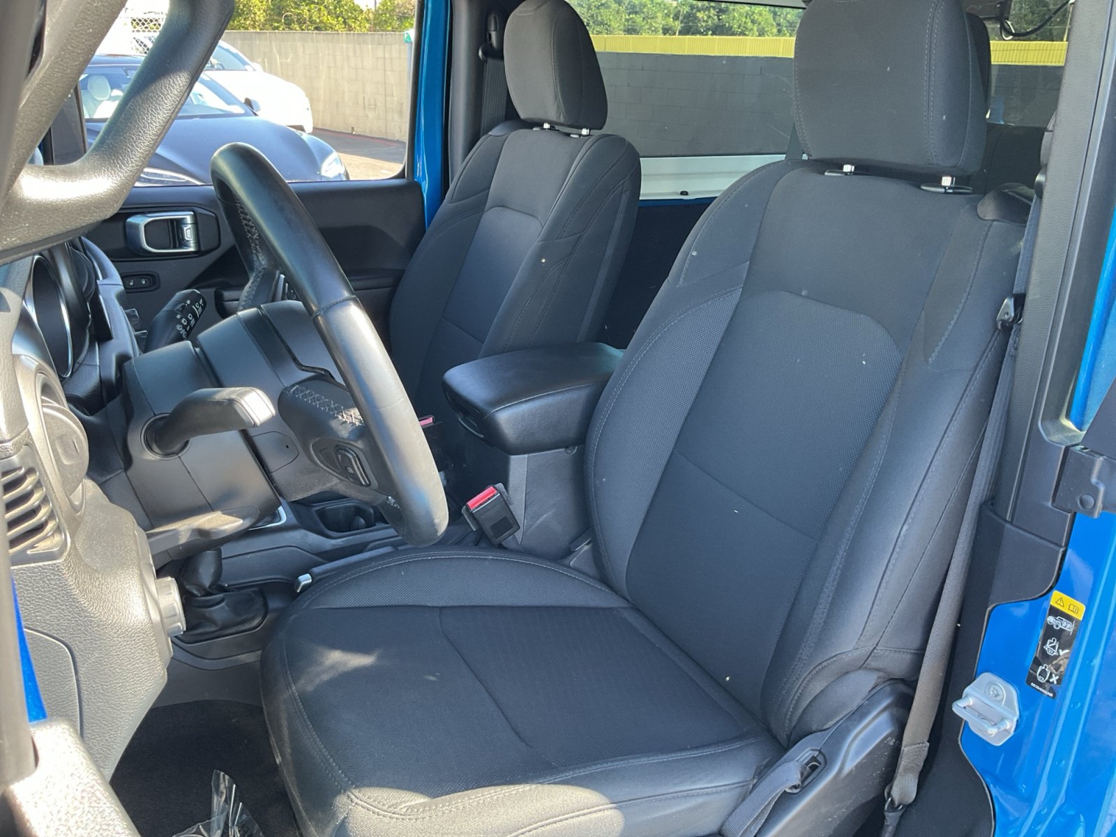 Used 2021 Jeep Wrangler Sport AWD/4WD image 18