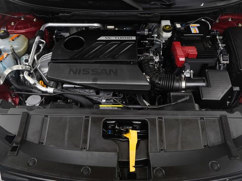 Used 2024 Nissan Rogue SV image 33