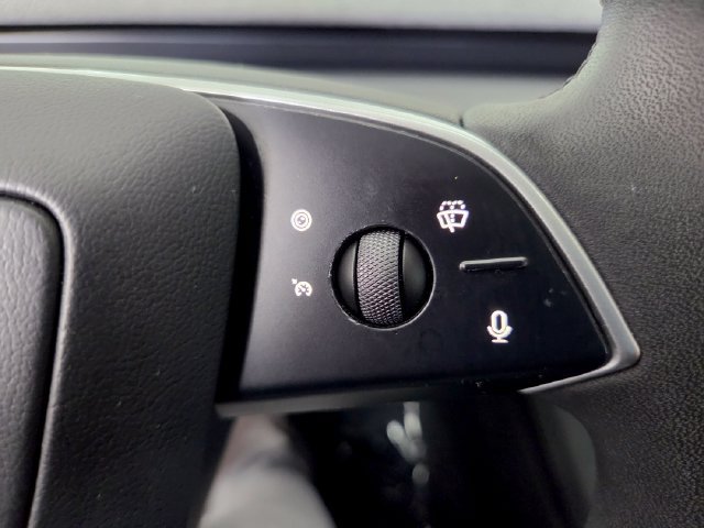 Used 2025 Tesla Model 3 Long Range RWD image 39