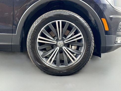 Used 2019 Volkswagen Tiguan SEL w/ 3rd Row Seat Package AWD/4WD image 49
