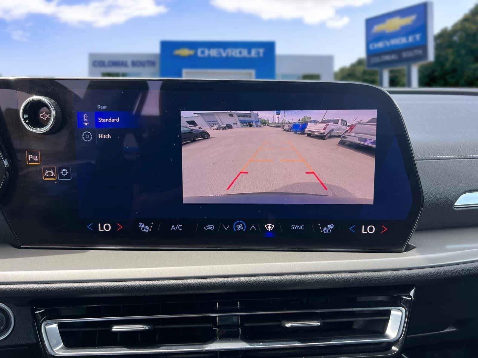 Certified 2026 Chevrolet Traverse LT AWD/4WD image 25