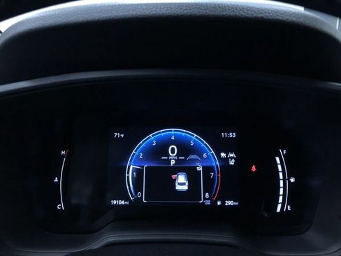 Used 2026 Toyota Corolla Cross LE FWD image 30