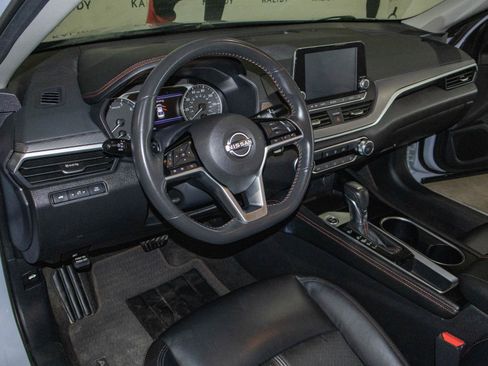 Used 2023 Nissan Altima 2.5 SR image 5