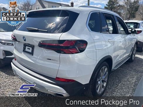 Used 2025 BMW X5 xDrive50e image 10