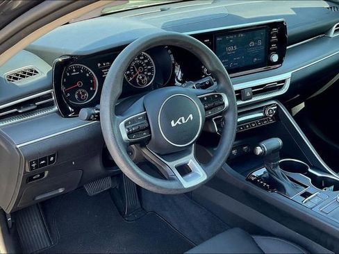 Used 2022 Kia K5 LXS image 14