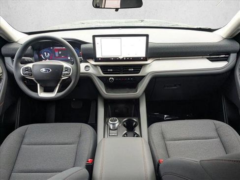 New 2026 Ford Explorer Active image 13