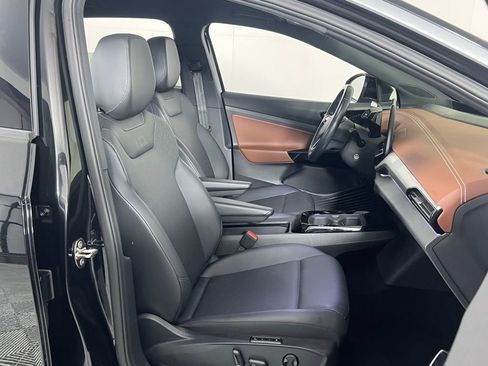 Used 2022 Volkswagen ID.4 Pro S w/ Gradient Package image 28