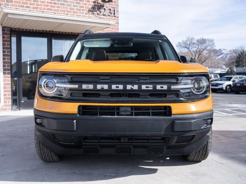 Used 2022 Ford Bronco Sport Outer Banks w/ Tech Package image 2