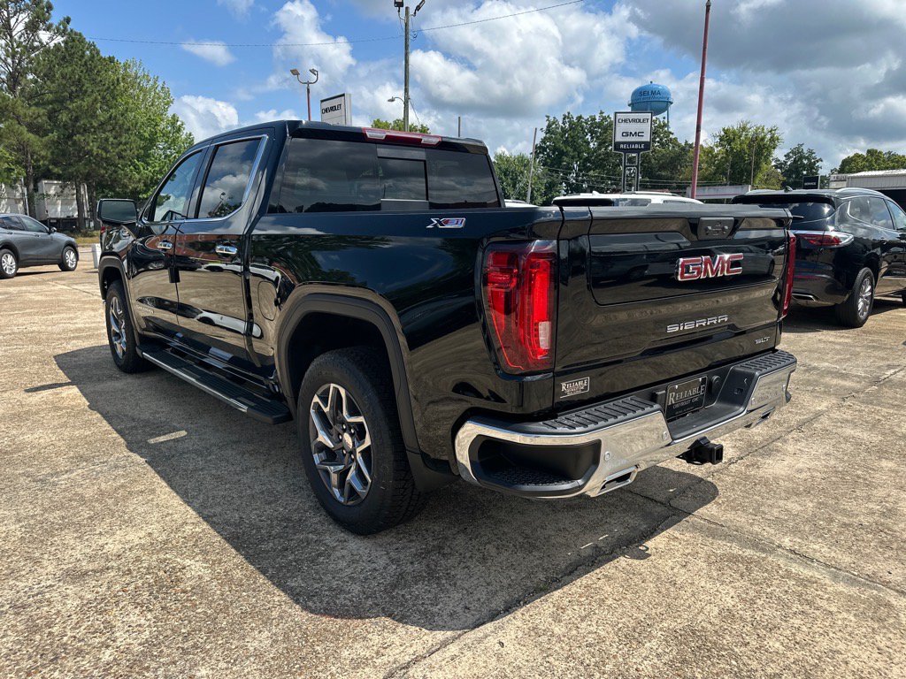 Used 2025 GMC Sierra 1500 SLT w/ SLT Premium Plus Package AWD/4WD image 4