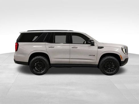 Used 2025 GMC Yukon AT4 Ultimate AWD/4WD image 8