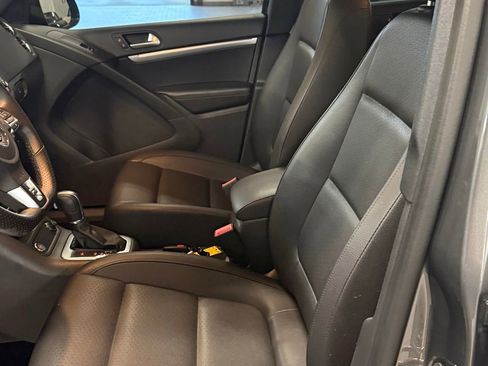 Used 2016 Volkswagen Tiguan R-Line FWD image 24
