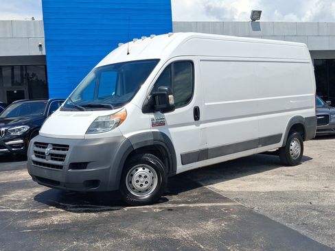 Used 2017 RAM ProMaster 2500 FWD image 2