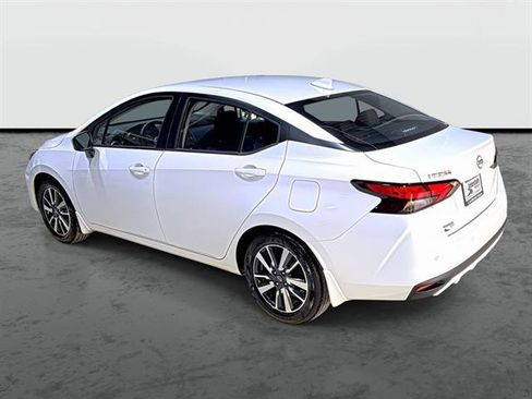 Used 2025 Nissan Versa SV w/ Trunk Package FWD image 2