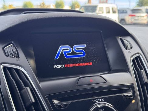 Used 2017 Ford Focus RS AWD/4WD image 36