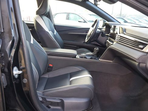 Used 2025 Toyota Camry SE image 23